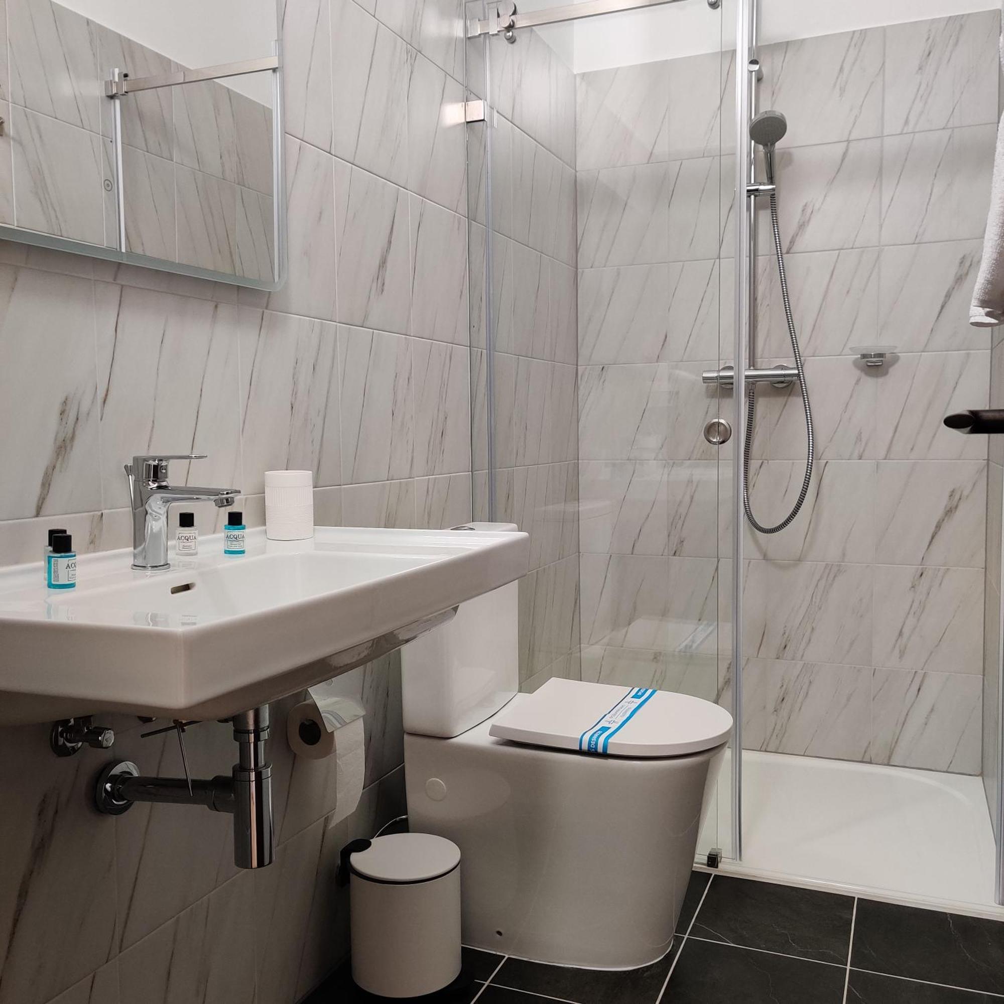 Kyiv Honchara Hotel Kültér fotó